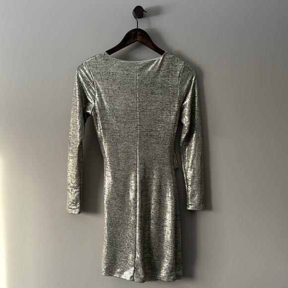 LULUS LUXE OF MY LIFE GOLD LONG SLEEVE BODYCON DRESS SIZE SMALL - Picture 2 of 5